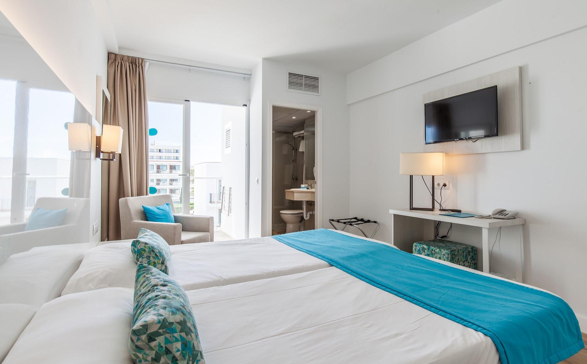 Hotel BLUESEA Cala Millor Esterno foto