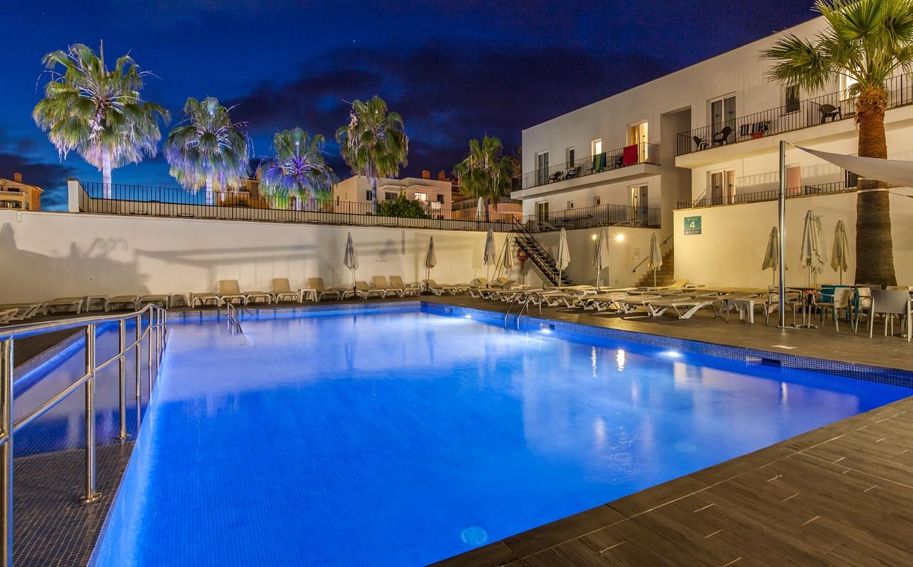 Hotel BLUESEA Cala Millor Esterno foto