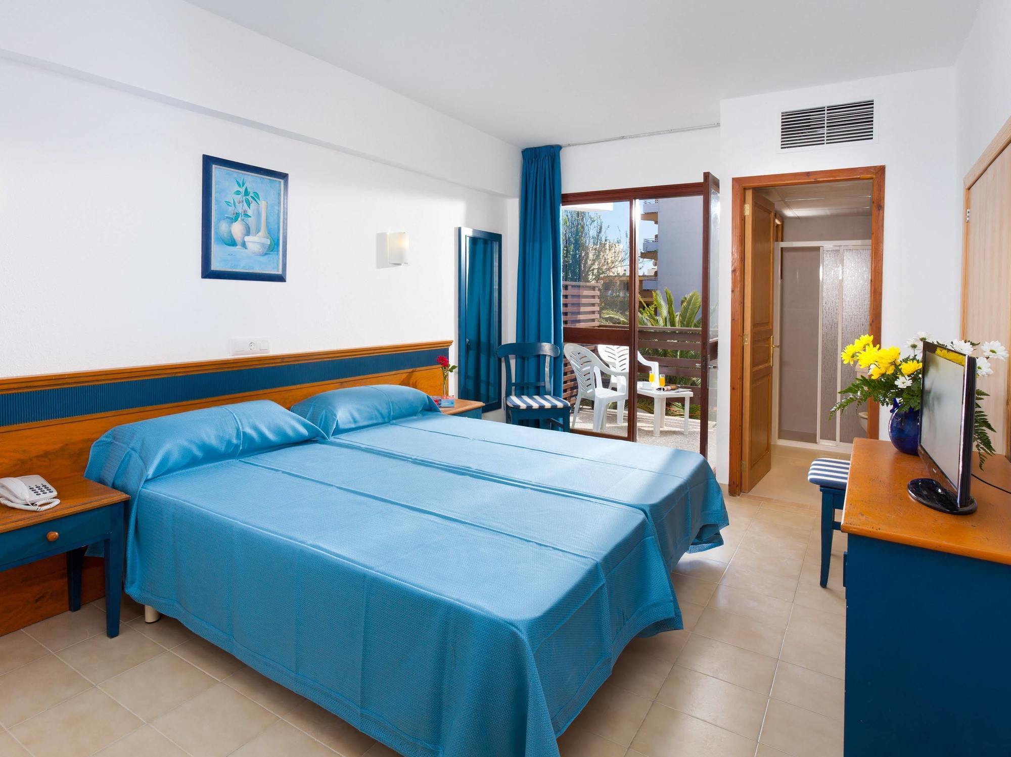 Hotel BLUESEA Cala Millor Esterno foto